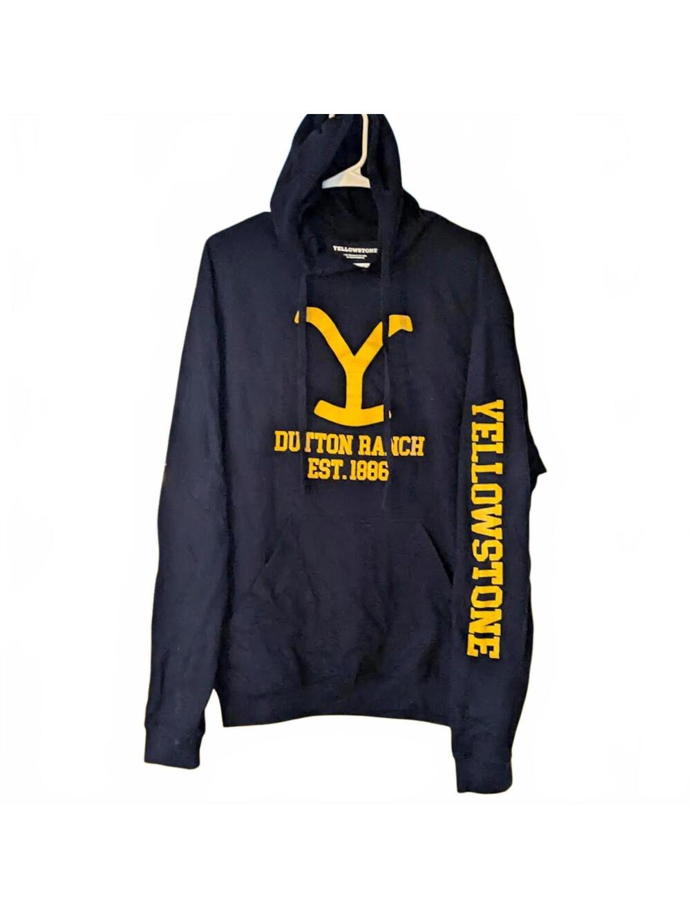 Yellowstone Dutton Ranch Hoodie Mens L Black Yellow Sleeve Spellout Logo 24x29
